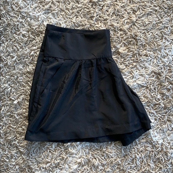 BCBG dress shorts - flowy with pockets! As 6! - Picture 6 of 6